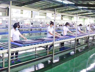 工廠(chǎng)車(chē)間現(xiàn)場(chǎng)